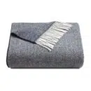 Fara Throw400 – Coperta in Lana Riciclata