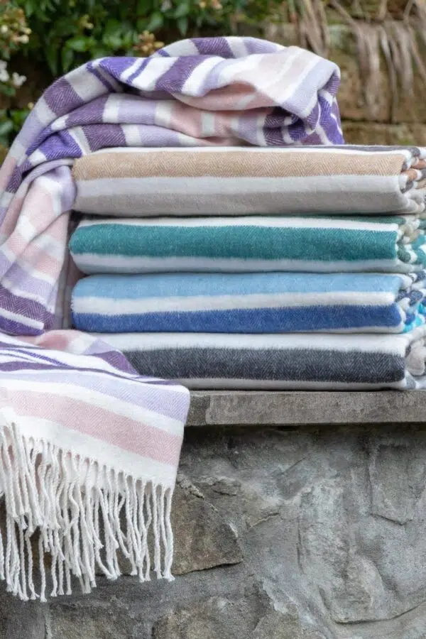 Babele Stripe Throw – Coperta in Cotone Riciclato a Righe Colorate