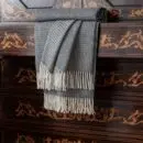 Fara Throw400 – Coperta in Lana Riciclata